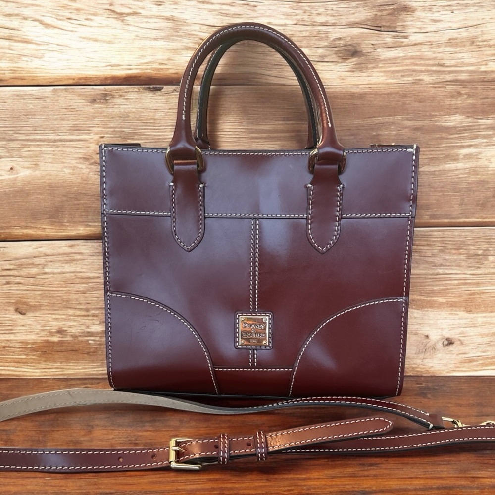 Dooney & Bourke Saffiano Jayne satchel with matching wallet